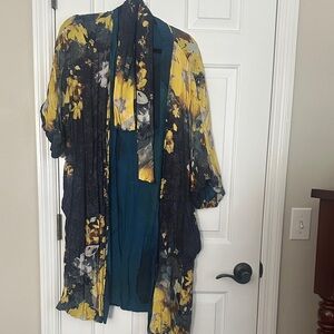 Floral Kimono
New without tags